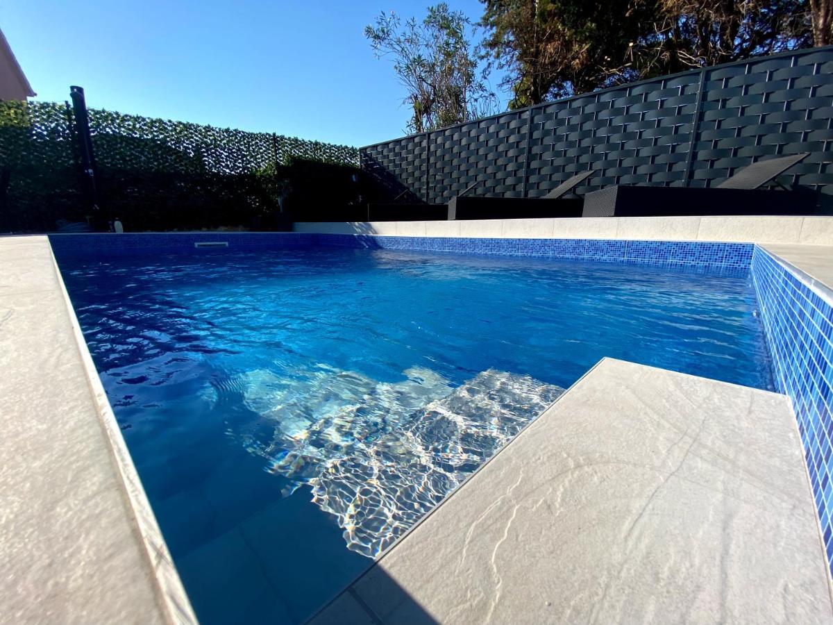 Villa Danza Del Mar - Designed For Adults Vir Exterior photo