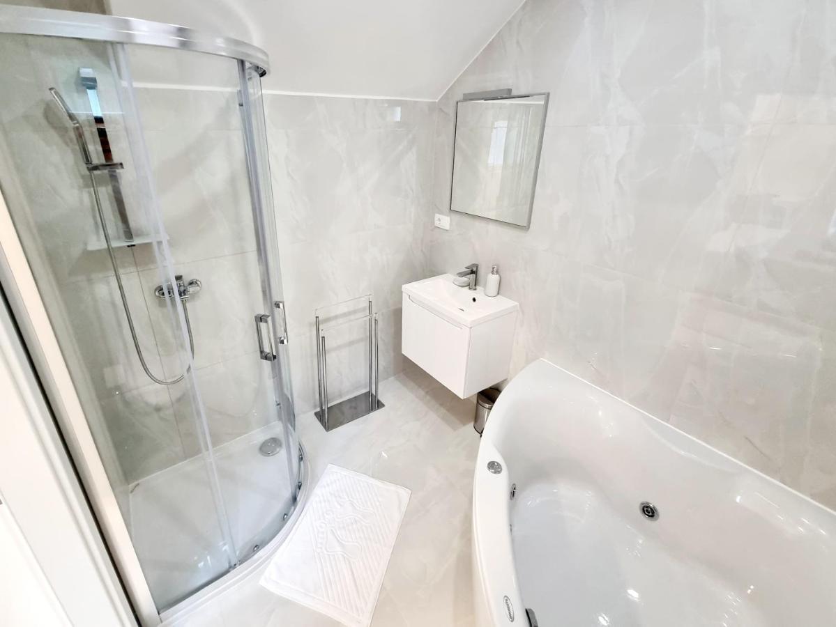 Villa Danza Del Mar - Designed For Adults Vir Exterior photo
